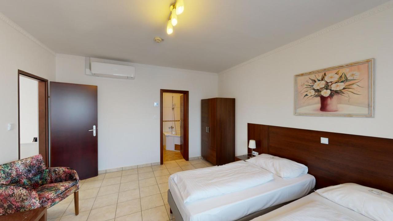 Hotel San Marco Lannach Exterior photo
