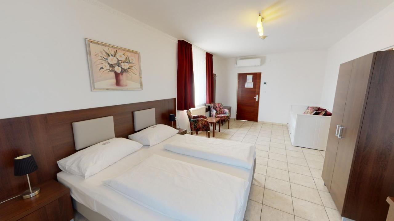Hotel San Marco Lannach Exterior photo