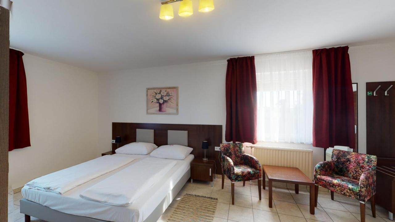 Hotel San Marco Lannach Exterior photo